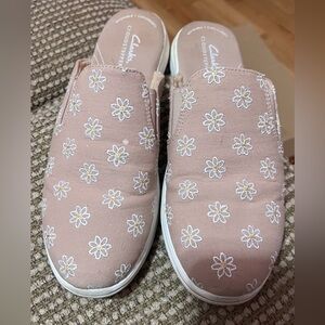 Clarks Blush Floral Embroidered Slip-Ons